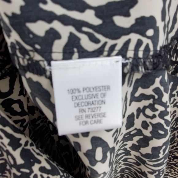❤️ Dana Bachman Leopard print top size large - Picture 8 of 8